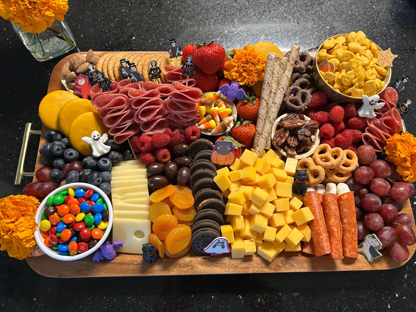 Kid-friendly Charcuterie Platter! (8-10 people)