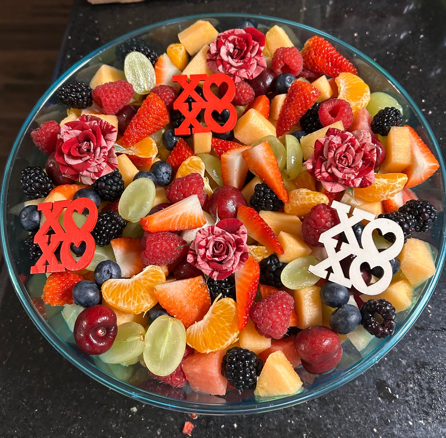 FRESH FRUIT BOWL!